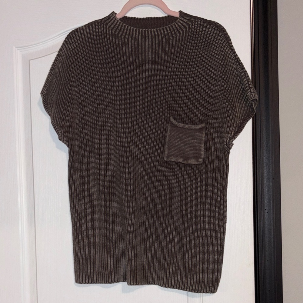 Zenana Outfitters Brown Knit Top with Pocket